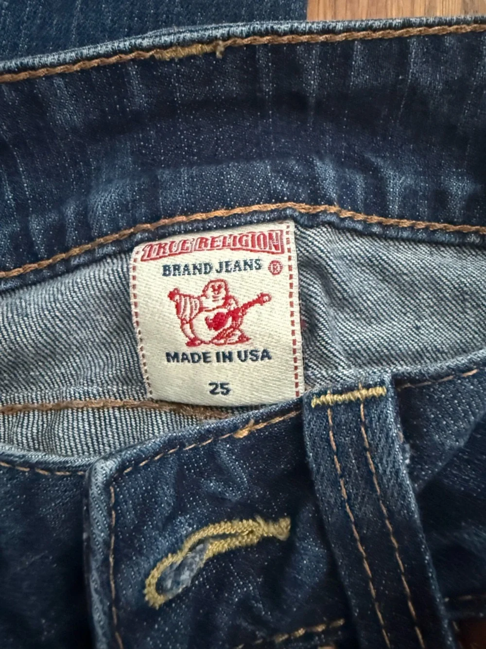 True Religion Women's Straight-Leg Jeans in Deep Blue Wash - Picture 3 of 5